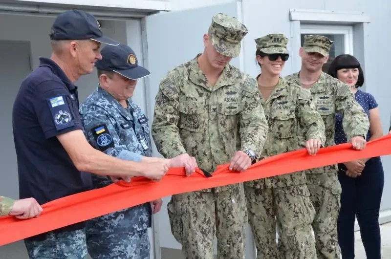 ВМСУ не имеют военно-морских баз для размещения иностранных кораблей, Россия лишила Украину подходящих для этого портов