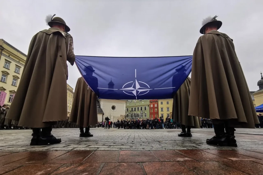 Из ежегодного отчёта генсека НАТО исчез пункт о членстве Украины в альянсе