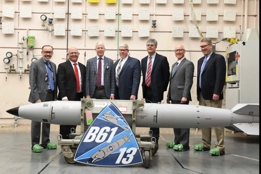 Прогресс разработки ядерной авиабомбы B61 Mod. 13