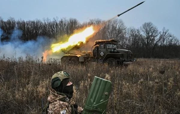 ВС РФ разгромили ВСУ и вышли на границу Днепропетровщины: свежая сводка СВО от Юрия Подоляки на 08.06.2025