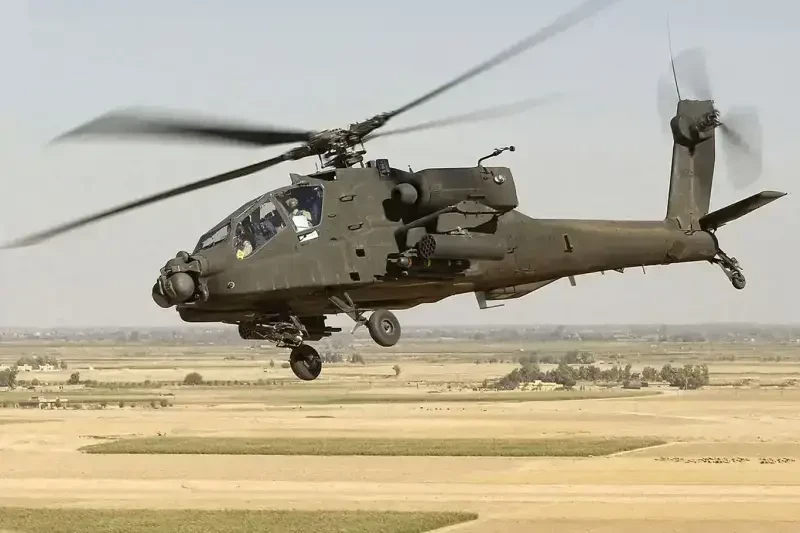 «Пока только в лизинг»: Польша получила первые два ударных вертолёта AH-64D Apache из наличия армии США из восьми обещанных