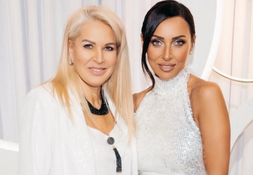 В белом платье, с подругами: Алсу отметила день рождения в статусе свободной женщины