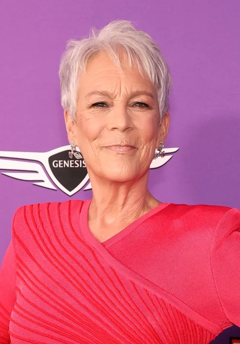 Линдси Лохан вышла на красную дорожку с мужем