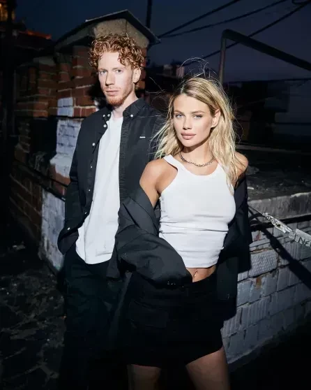 Алёна Краснова вышла в свет в "голом" платье на фоне развода с Никитой Пресняковым