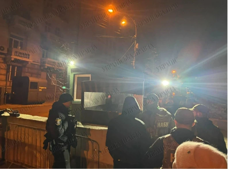 Али Баба и сорок государственников. Как бывший глава офиса Зеленского Ермак потерял стул справа и не получил подозрение, - «Украинская правда»