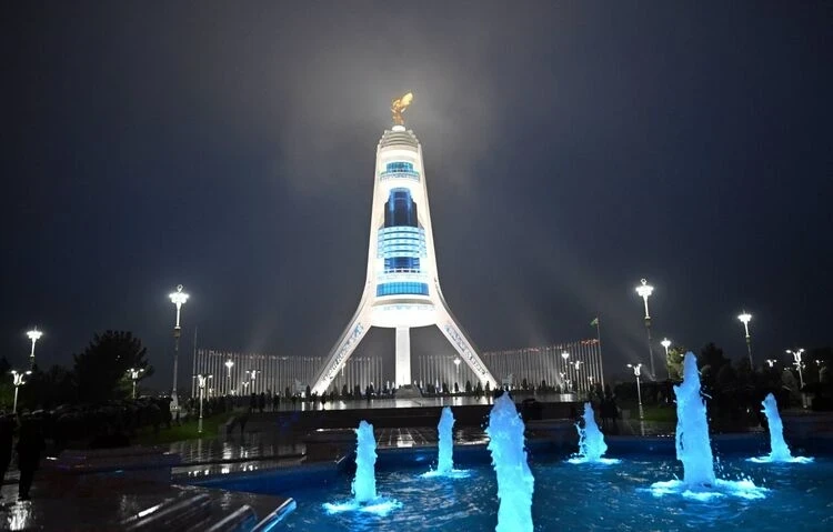 Завершился рабочий визит Садыра Жапарова в Туркменистан