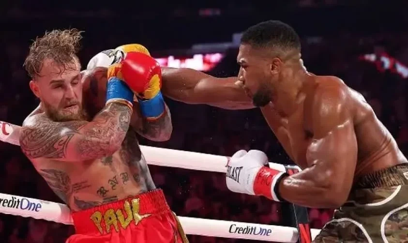 Энтони Джошуа и Джейк Пол отстранены от бокса после поединка в Майами