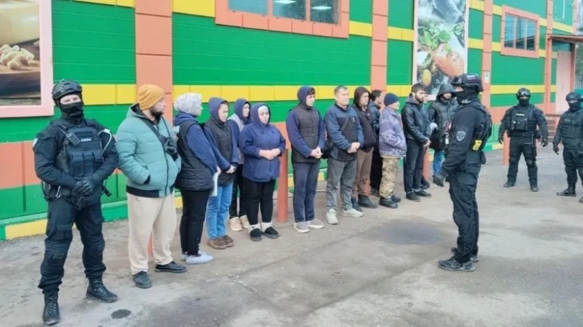 Рейд в Подмосковье: почти 40 мигрантов обязали покинуть Россию из-за нарушений