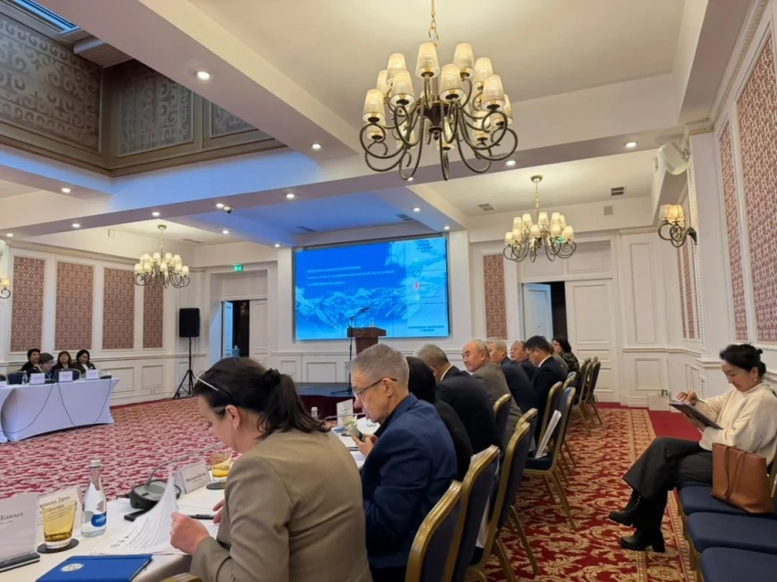 Сохранение ледников и водных ресурсов: в Бишкеке обсуждают устойчивое будущее страны