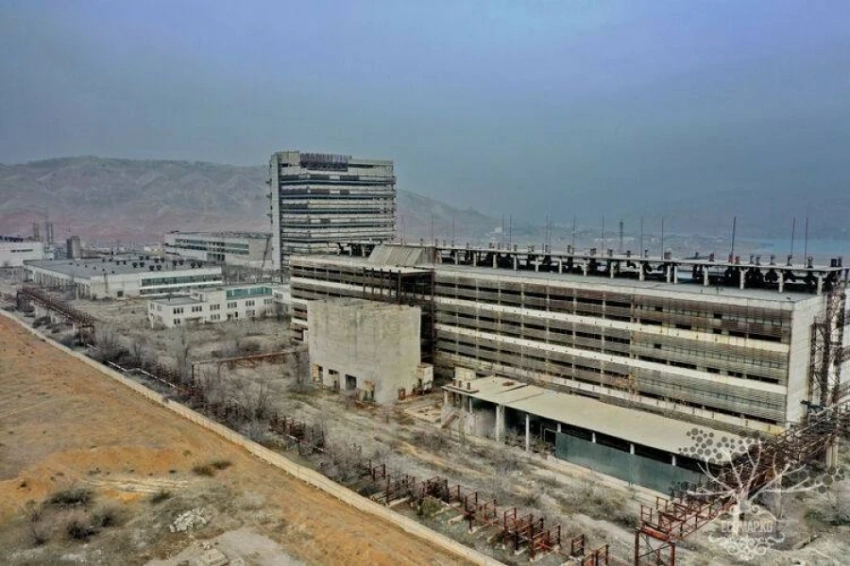 В Таш-Кумыре начнут извлечение и утилизацию опасных химвеществ