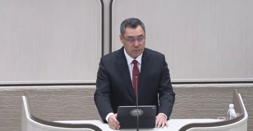 Президент попросил парламентариев не торговаться с кабмином