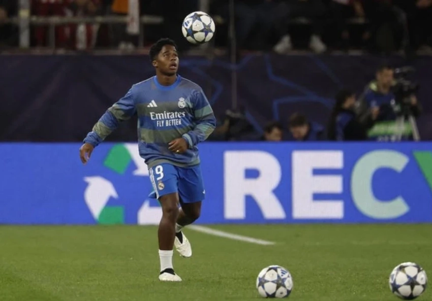 Эндрик арендован "Олимпик Лионом" до конца сезона