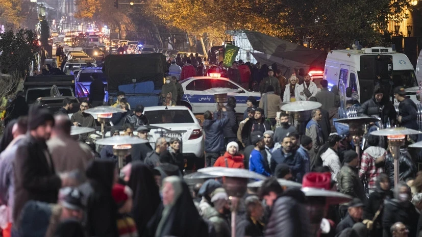 Массовые акции протеста против власти. В Иране полностью отключили интернет