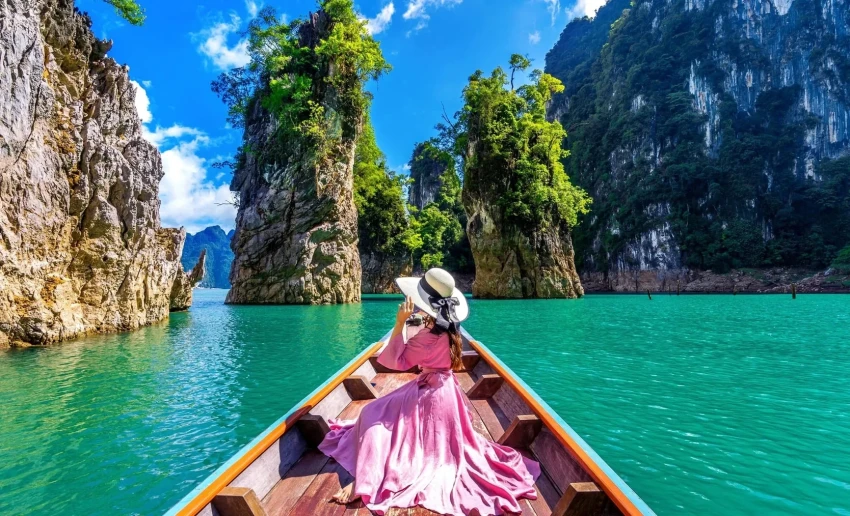 Назван объем расходов кыргызстанцев на отдых за рубежом