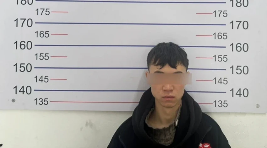 В гостинице на улице Кулиева зарезали девушку