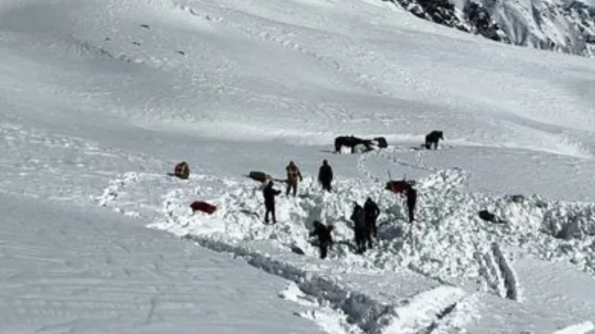 В шести регионах Узбекистана 27−30 января объявлена лавинная опасность