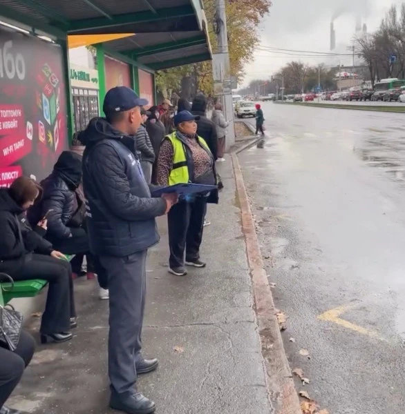 В Бишкеке в 2025 году оштрафовали 369 пассажиров за неоплаченный проезд