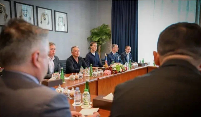 В Абу-Даби начался второй день переговоров Украины и России при участии США