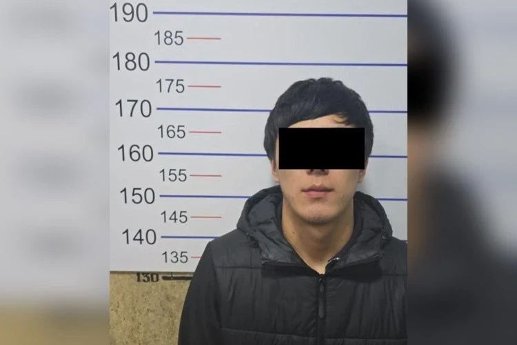 Разбил зеркала авто и избил владельца: задержан подозреваемый в хулиганстве