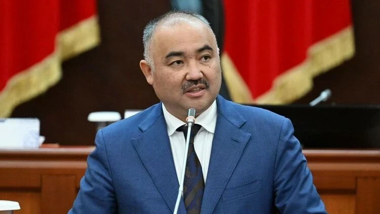 Спикер парламента Кыргызстана сложил с себя полномочия