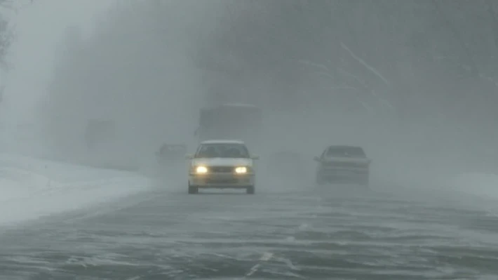 Синоптики объявили штормовое предупреждение почти по всему Казахстану