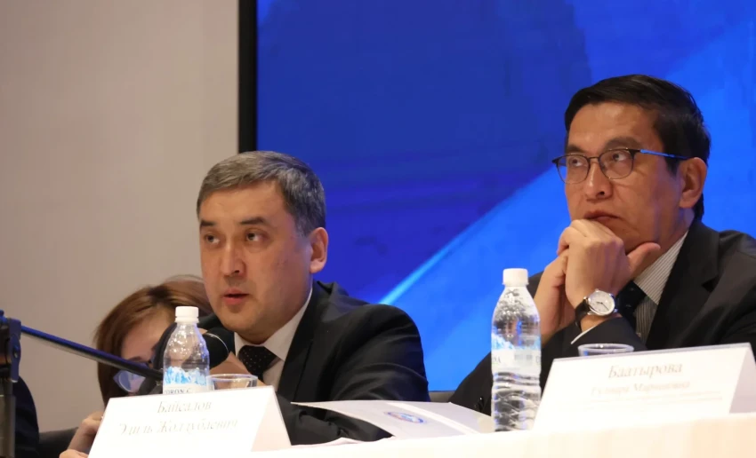 Канат Сагынбаев раскритиковал подчиненных за игнорирование жалоб граждан