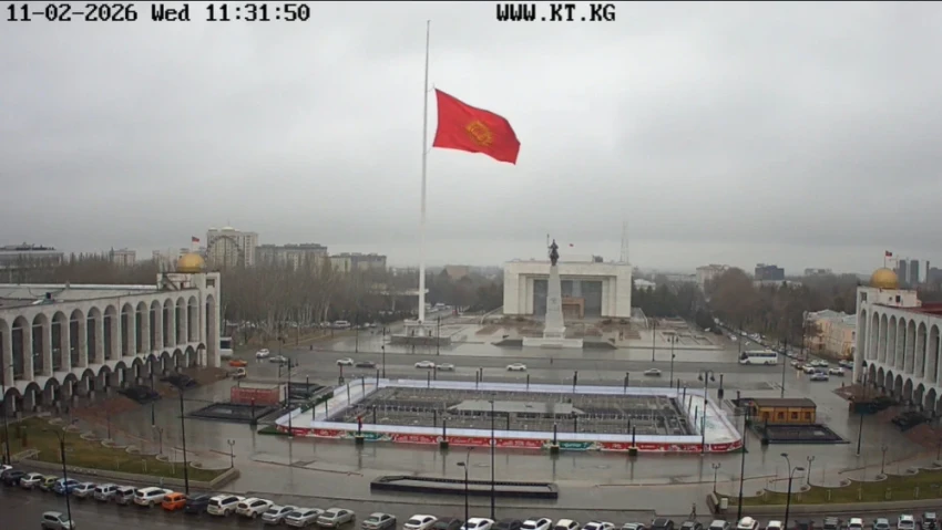 В Бишкеке разбушевался сильный ветер