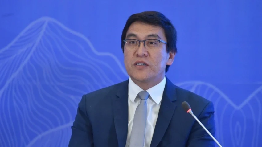 Байсалов нашел виновных в расколе между президентом и главой ГКНБ