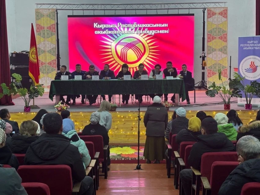 Иссык-кульцы подняли социальные проблемы на встрече с акыйкатчы