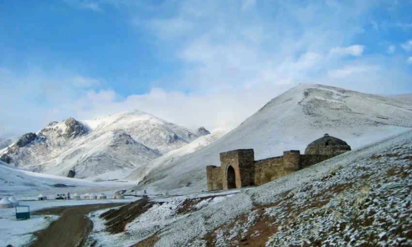 Иностранные туристы отправившиеся в Нарынскую область  застраховались в ГСО