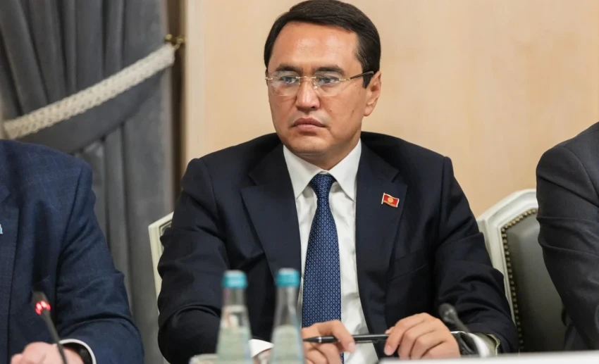 Депутат Элдар Сулайманов подал заявление о сдаче мандата