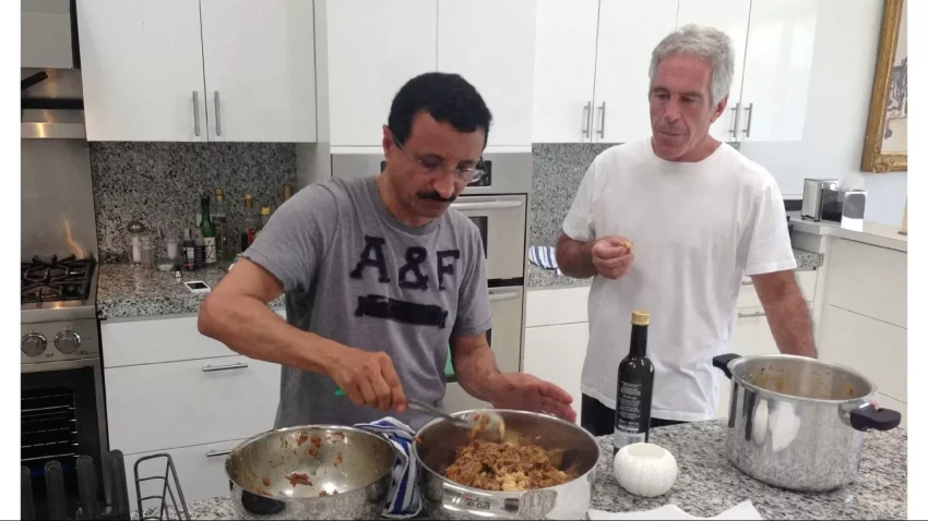 Влиятельный дубайский магнат был смещен со своего поста из-за связей с Эпштейном